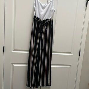 Elegant Striped Jumpsuit in Black and White